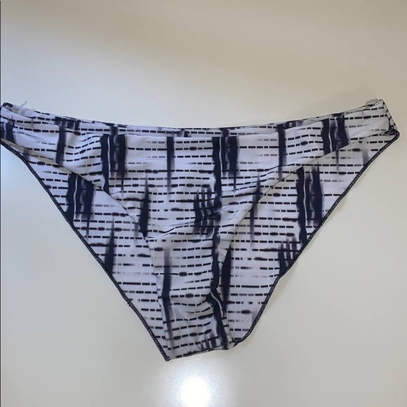 bikini set - Picture 4 of 5